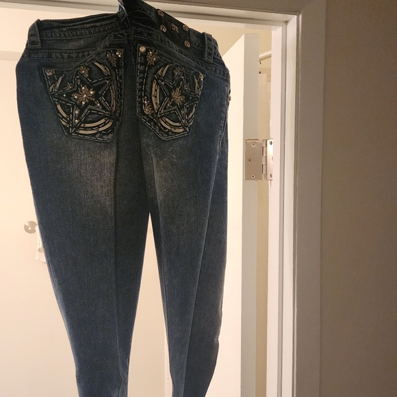 Miss Me Jeans - Picture 3 of 6